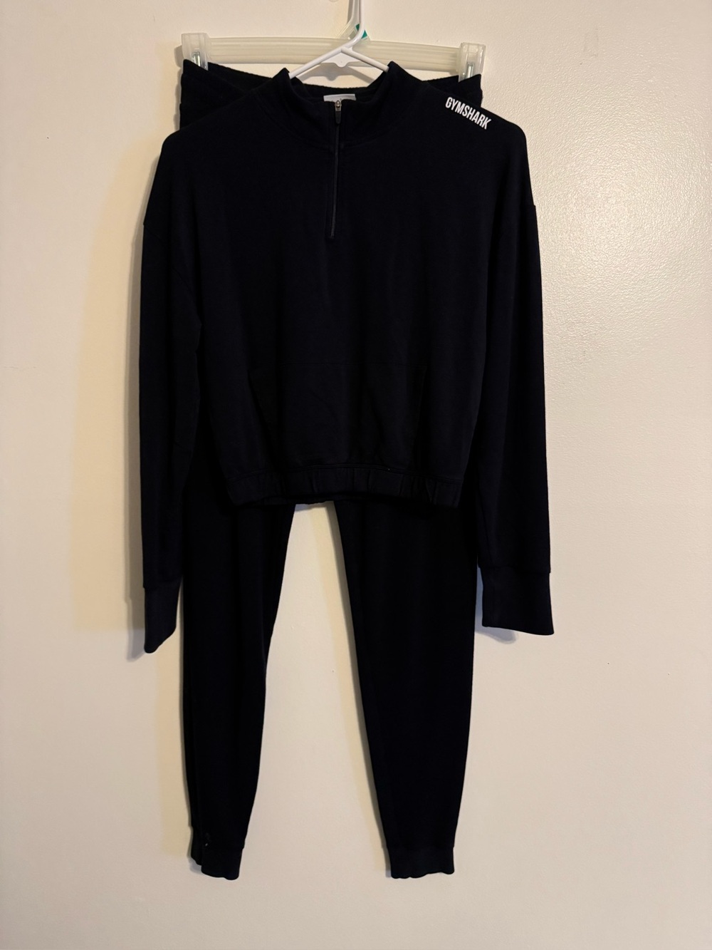 Gymshark pippa training joggers and crop pullover size medium